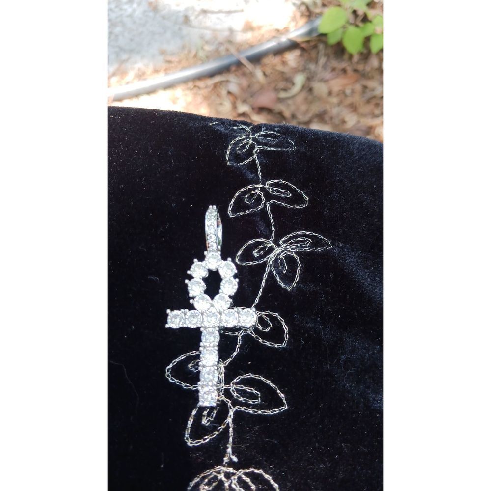 14k White Gold Ankh Pendant